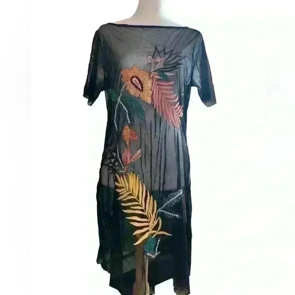Guess Women’s  Sheer Embroidered Dress Size Extra Small - Picture 1 of 4